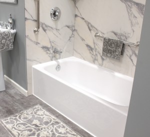 , What You Need to Consider Before Replacing a Bathtub