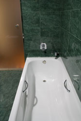 , Tub Enclosure Beaumont